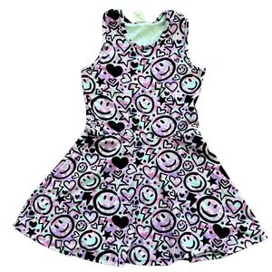 Too Sweet Smiley with Hearts Dress Girls Size 7 in excellent condition